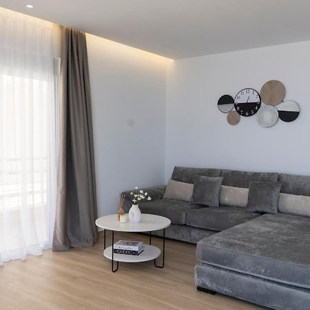 Mateo Apartments Sarandë Exteriör bild