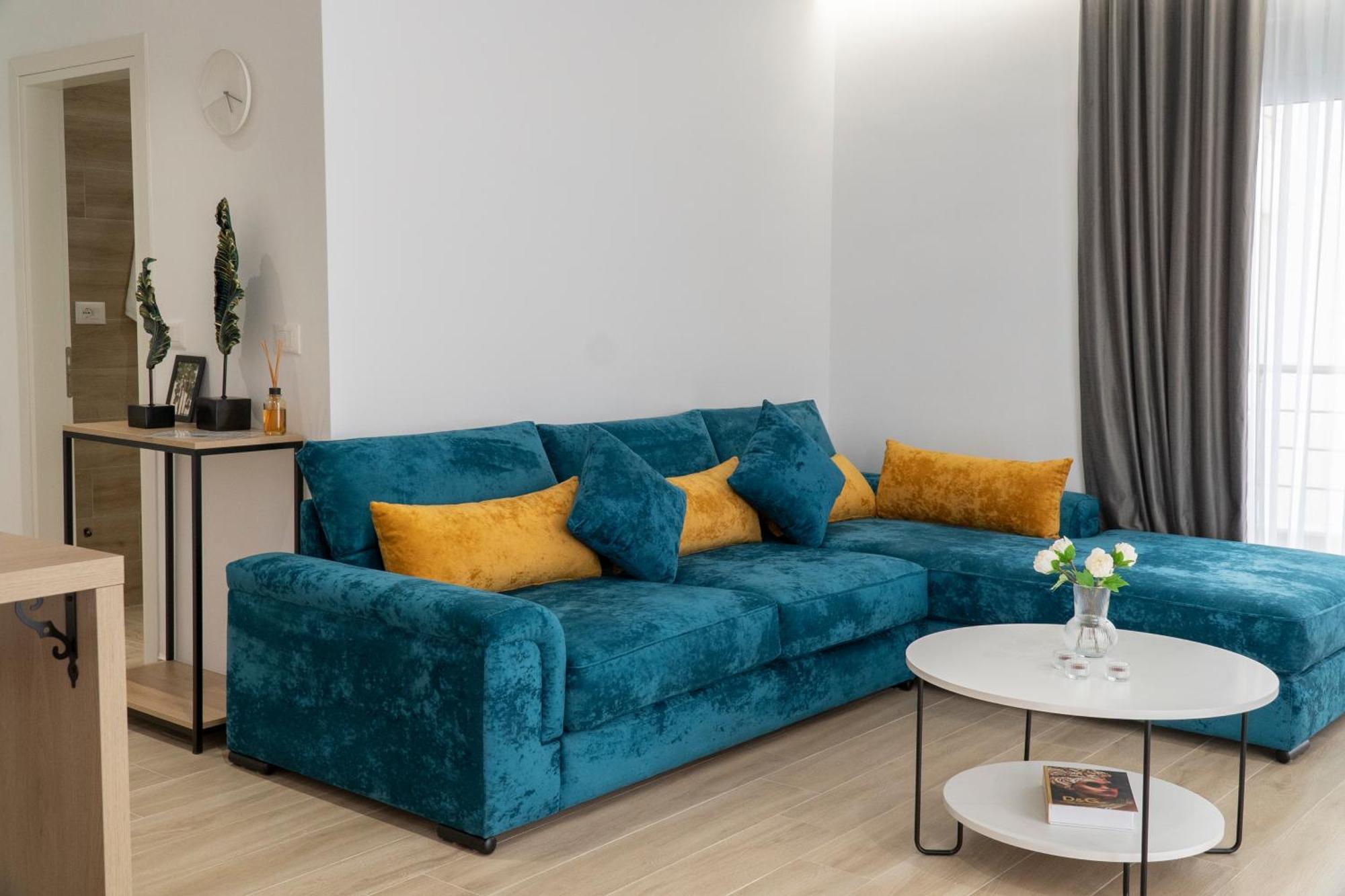 Mateo Apartments Sarandë Exteriör bild
