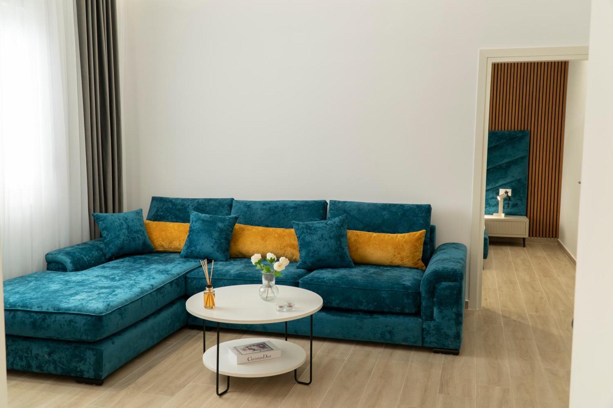 Mateo Apartments Sarandë Exteriör bild